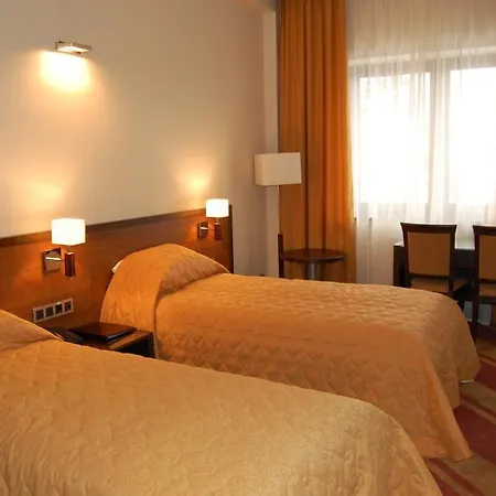 Hotel Westa 3*