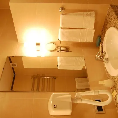 Hotel Westa 3*